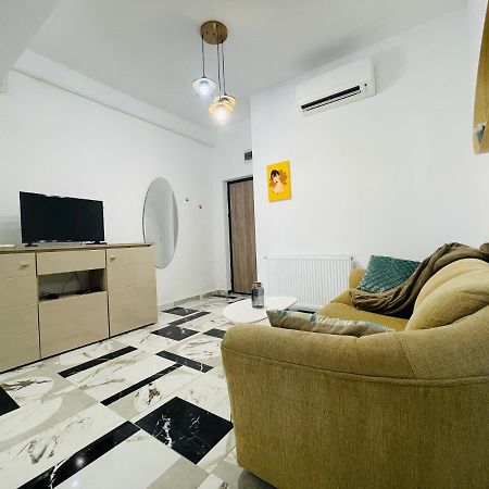 Family Apartment Near Palas Mall Iasi Esterno foto